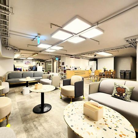 Just Live Hostel Taipei Bagian luar foto
