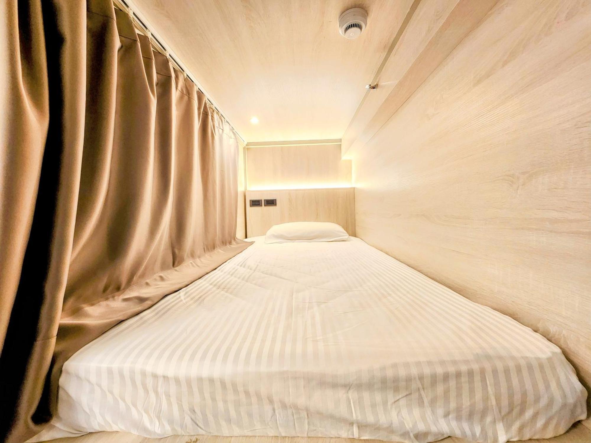 Just Live Hostel Taipei Bagian luar foto