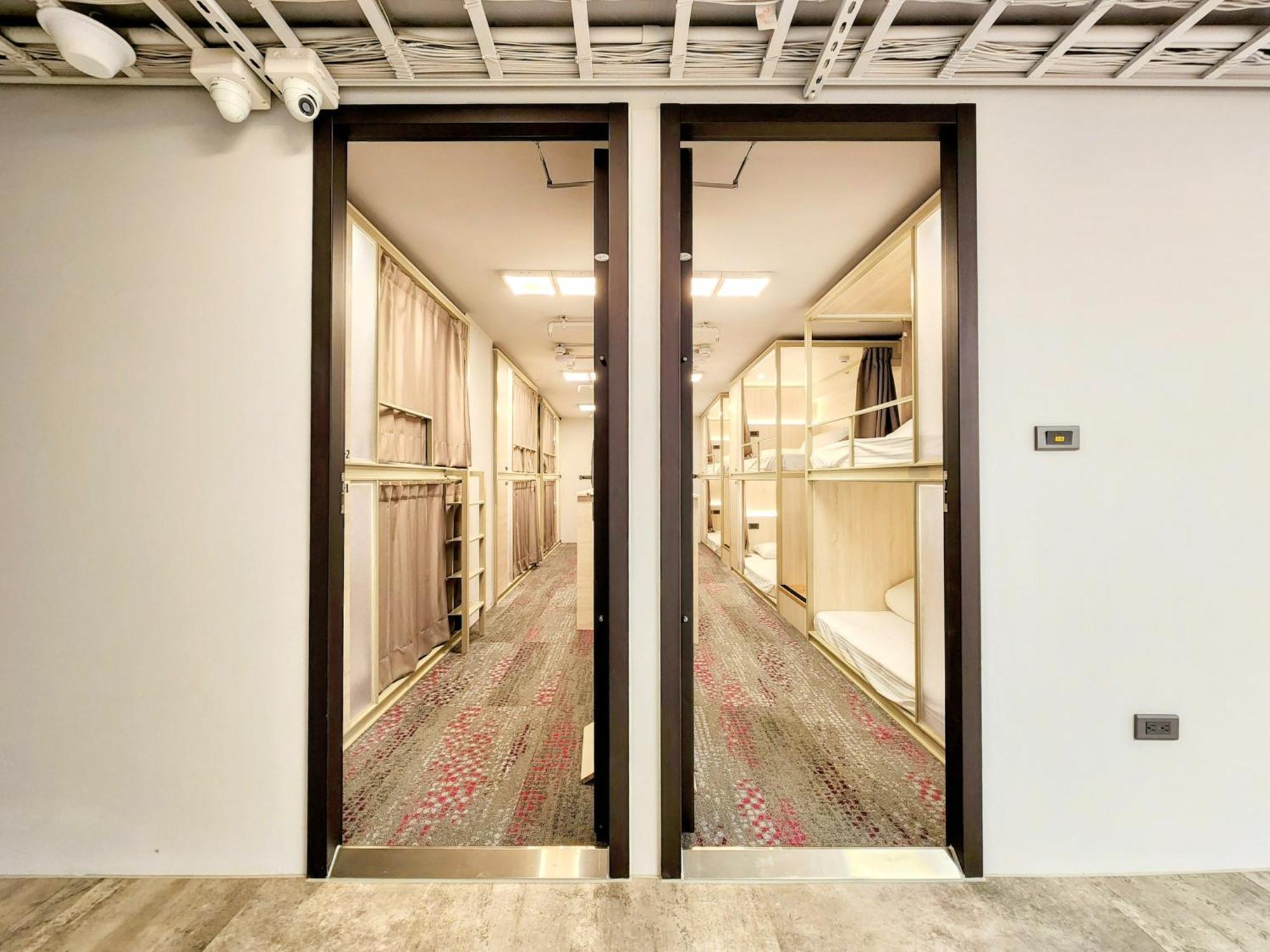 Just Live Hostel Taipei Bagian luar foto