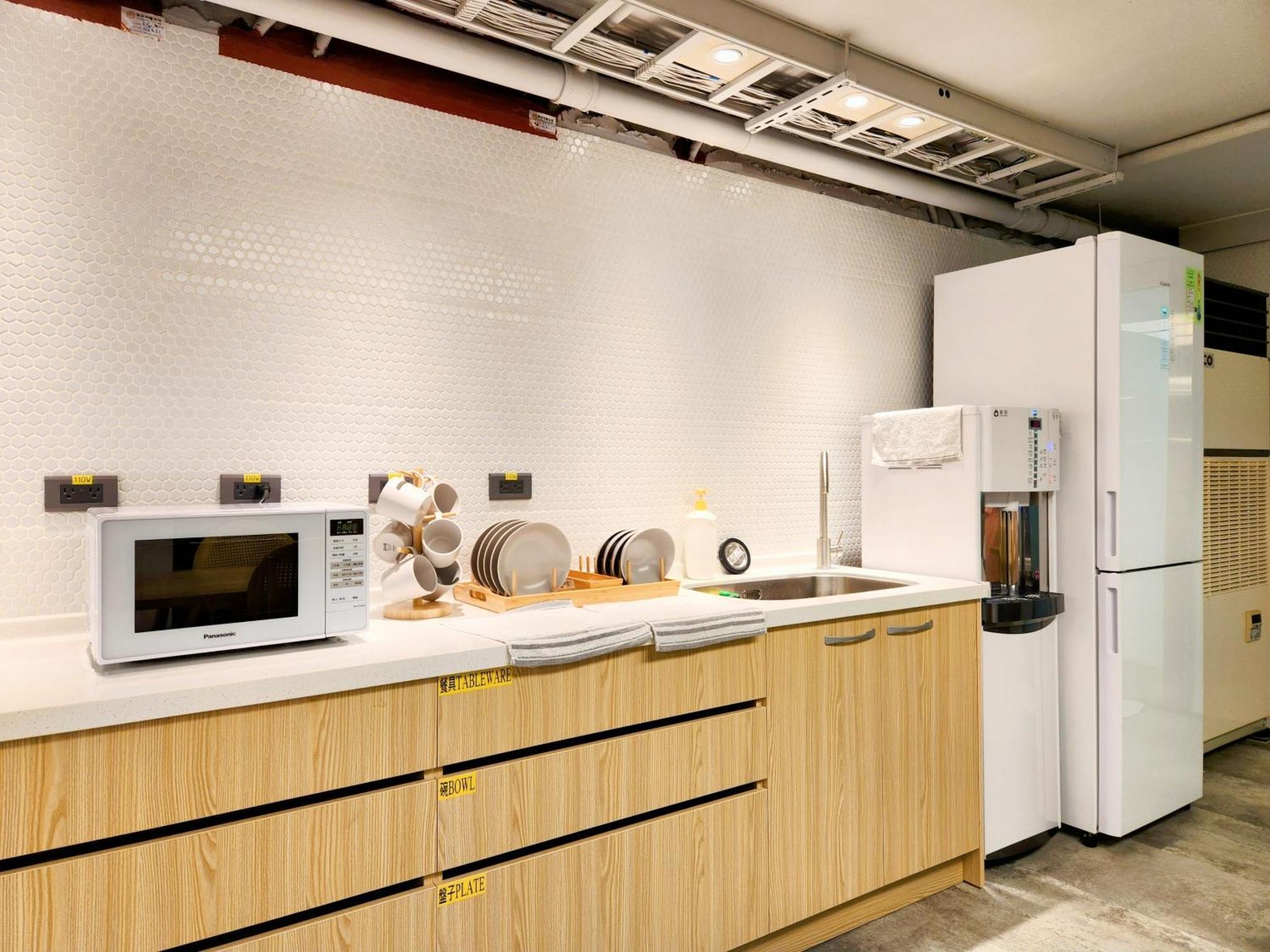 Just Live Hostel Taipei Bagian luar foto